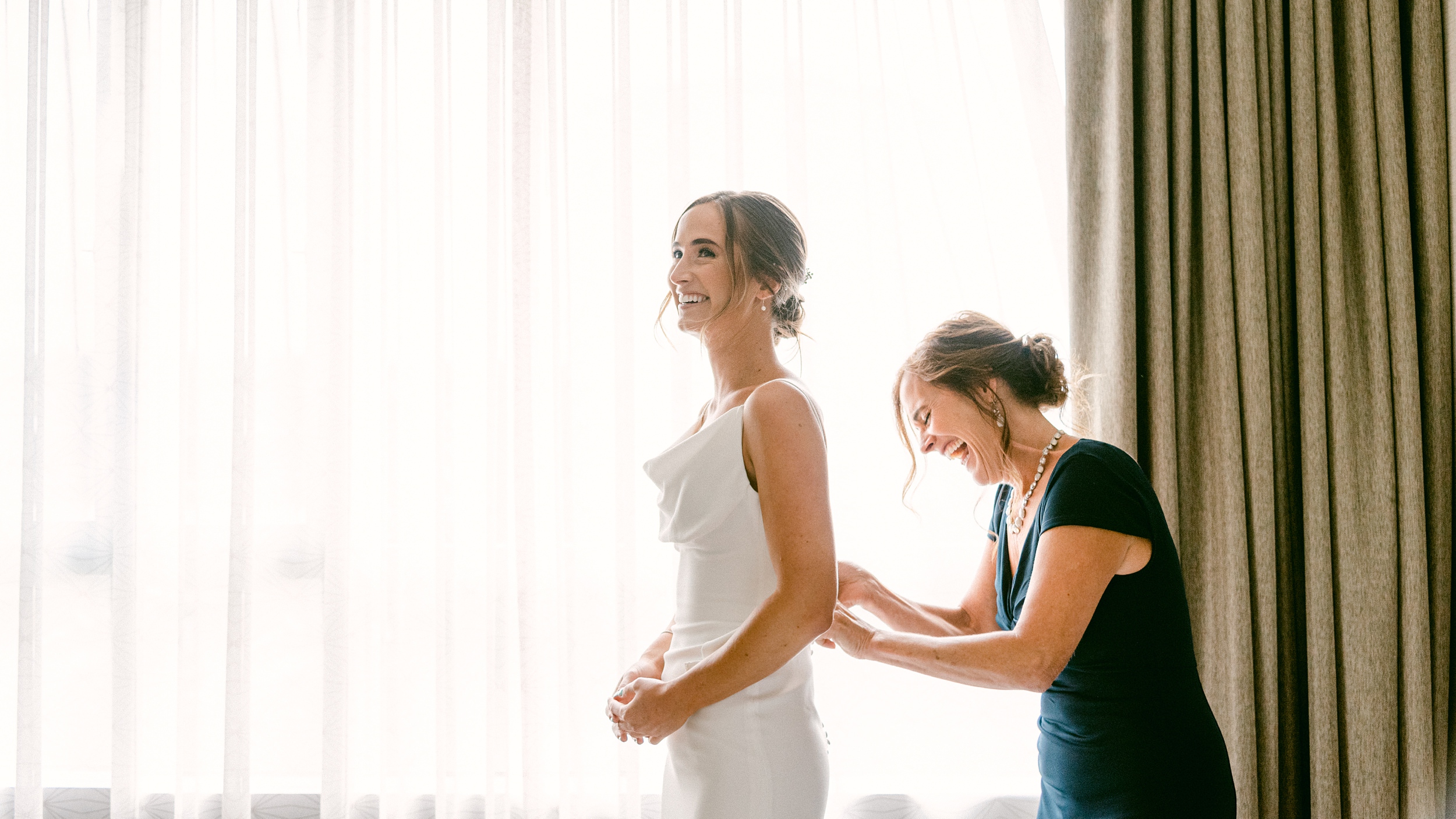 Portland Wedding Photographer, Bride Getting Ready